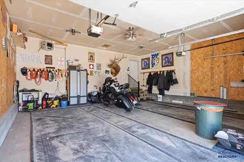 1323 Dacar St, Belle Fourche, SD 57717 photo 23
