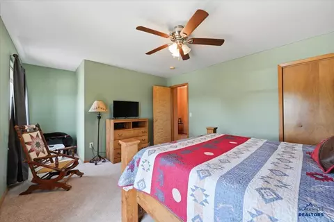 1323 Dacar St, Belle Fourche, SD 57717 photo 16
