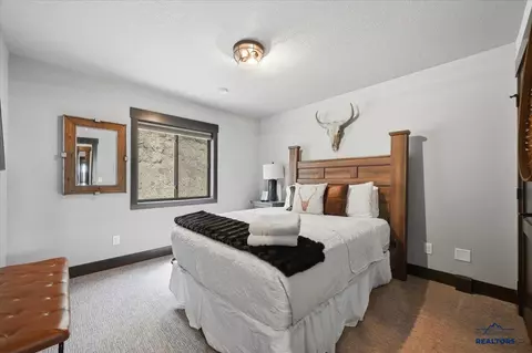 Bedroom - 20825 Bellefish Rd, Lead, SD 57754 photo 3 of 5