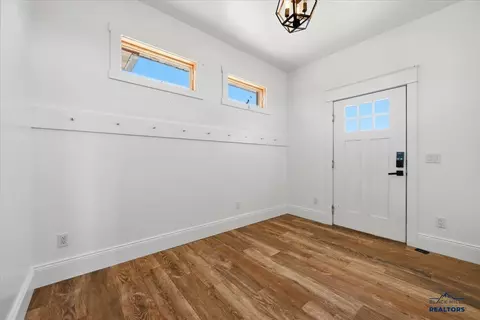 19746 Hunter Rd, Spearfish, SD 57783 photo 7