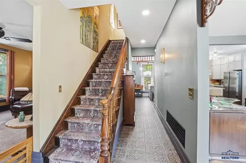 Entry Way - 152 Charles St, Deadwood, SD 57732 photo 3 of 5