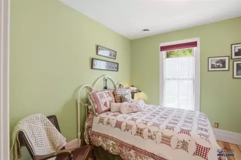 Bedroom - 152 Charles St, Deadwood, SD 57732 photo 3 of 8