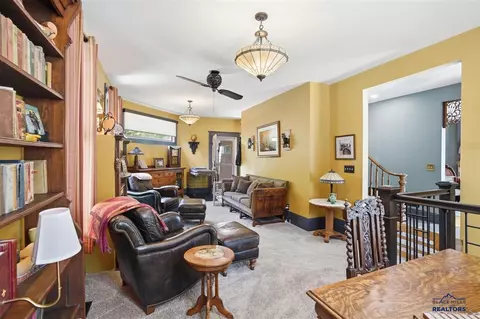 Living - 152 Charles St, Deadwood, SD 57732 photo 2 of 5