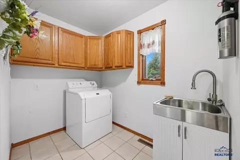 1809 Buckboard Cir, Spearfish, SD 57783 photo 20