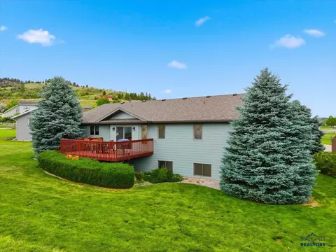 1809 Buckboard Cir, Spearfish, SD 57783 photo 4