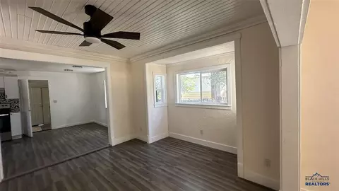 Living - 703 4th Ave, Edgemont, SD 57735 photo 2 of 3