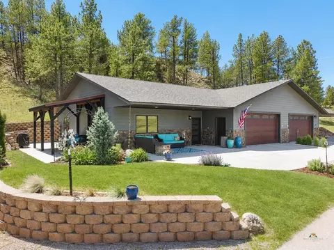 2124 Bison Pass, Hot Springs, SD 57747