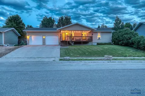 3403 12th Ave, Spearfish, SD 57783
