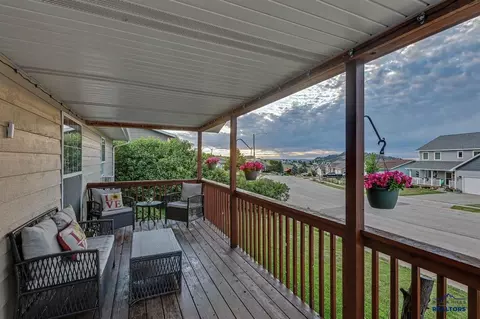 3403 12th Ave, Spearfish, SD 57783 photo 2