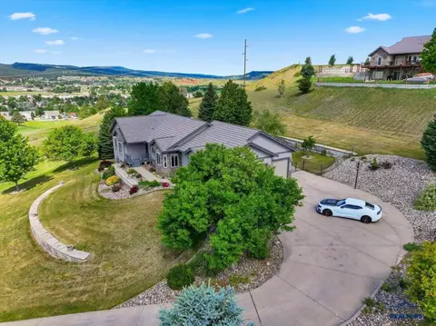 2320 Camaro Cir, Sturgis, SD 57785 photo 2