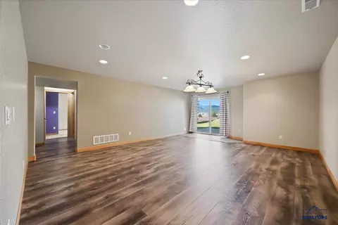 2320 Camaro Cir, Sturgis, SD 57785 photo 18