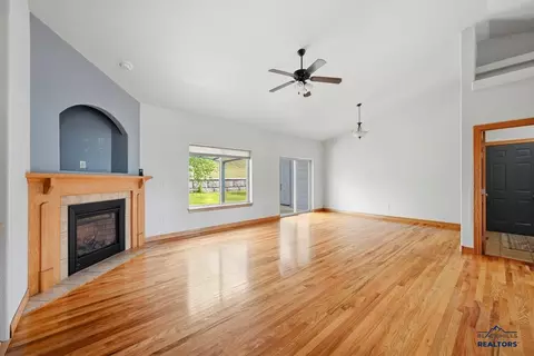 2320 Camaro Cir, Sturgis, SD 57785 photo 6