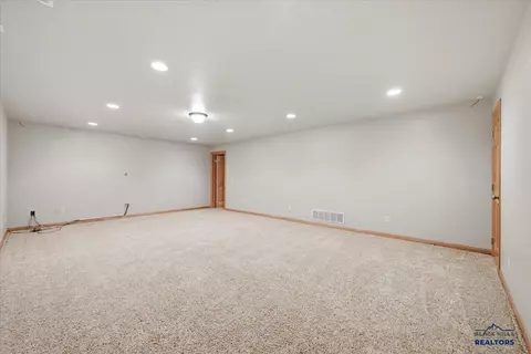 2320 Camaro Cir, Sturgis, SD 57785 photo 17