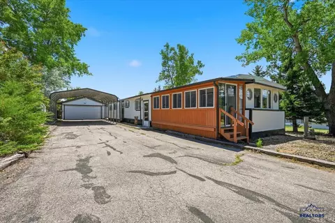 8048 Blucksberg Dr, Sturgis, SD 57785 photo 2