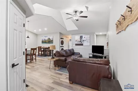 2414 Windmill Dr, Spearfish, SD 57783 photo 4