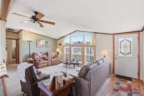 1332 Spearfish Mountain Ln, Spearfish, SD 57783 photo 6