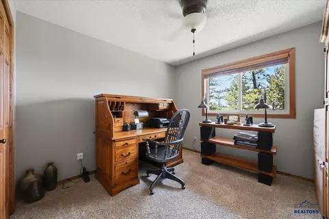 172 W Pine St, Spearfish, SD 57783 photo 10