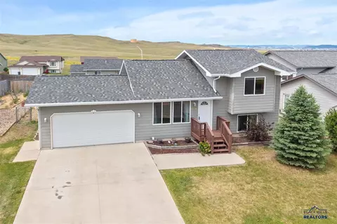 757 Old Cavalry Rd, Box Elder, SD 57719 photo 3