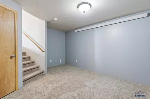 757 Old Cavalry Rd, Box Elder, SD 57719 photo 31
