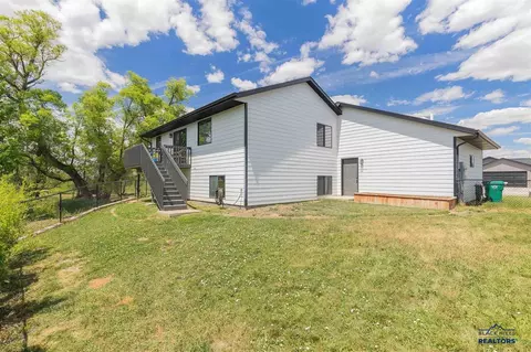 657 Rachel Ln, Box Elder, SD 57719 photo 4