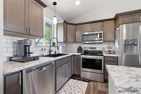 657 Rachel Ln, Box Elder, SD 57719 photo 13