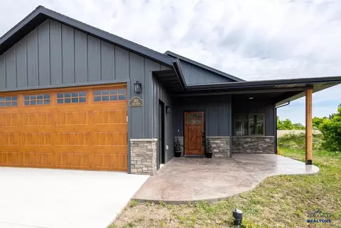 702 South St, Whitewood, SD 57793