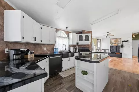 265 Ferguson St, Hermosa, SD 57744 photo 6
