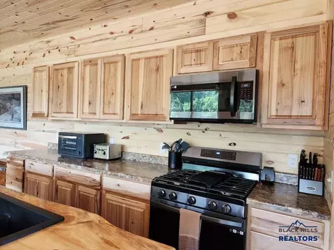 Kitchen - 10548 Higgins Ln, Spearfish, SD 57783 photo 1 of 2
