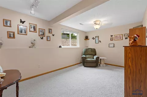 4307 Paddock Ct, Rapid City, SD 57701 photo 11