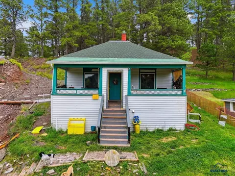406 Barclay Ave, Lead, SD 57754