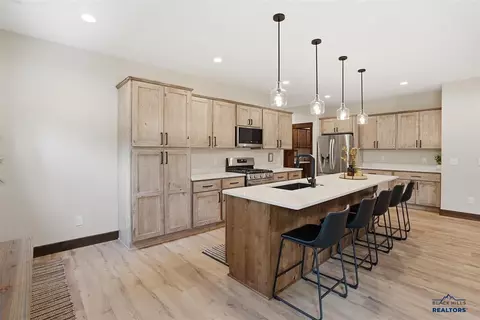 Kitchen - 11277 Black Forest Rd, Lead, SD 57754 photo 3 of 6