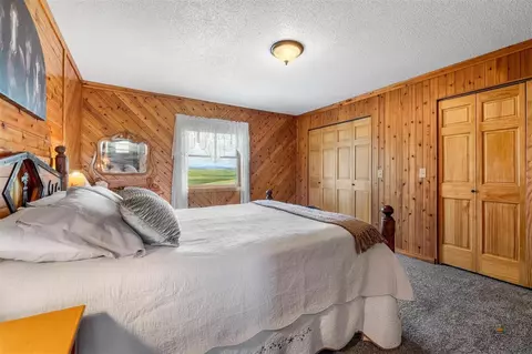 Bedroom - 25974 Fairburn Rd #SOUTH FAIRBURN RD, Fairburn, SD 57738 photo 1 of 3