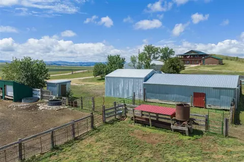 Exterior - 25974 Fairburn Rd #SOUTH FAIRBURN RD, Fairburn, SD 57738 photo 9 of 9