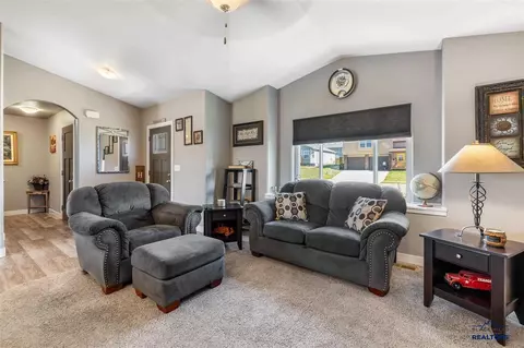 6674 Cambridge Pl, Summerset, SD 57718 photo 10