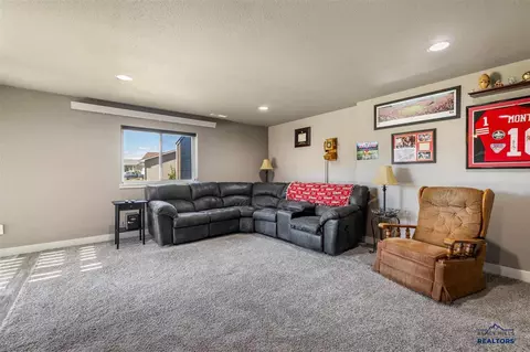 6674 Cambridge Pl, Summerset, SD 57718 photo 12