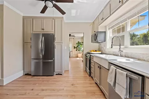 Kitchen - 1302 Hooker St, Whitewood, SD 57793 photo 1 of 3