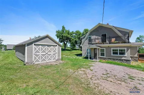 Exterior - 1302 Hooker St, Whitewood, SD 57793 photo 2 of 7