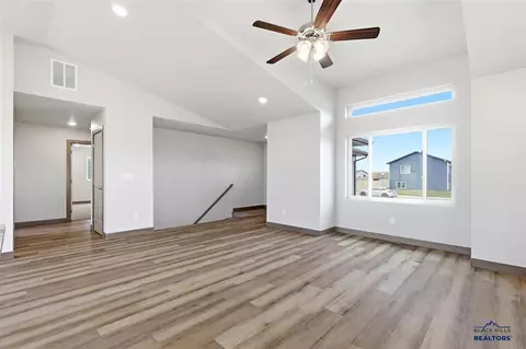 Living - 1103 Cobalt Dr, Rapid City, SD 57701 photo 4 of 5