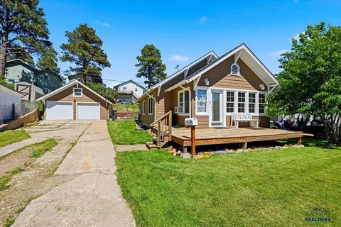 714 Houston Ave, Lead, SD 57754