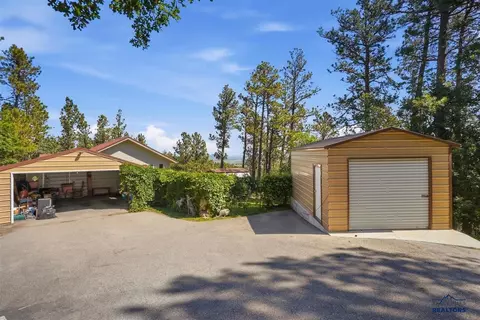8912 Ridge Trl, Sturgis, SD 57785 photo 4