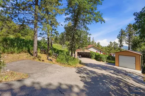 8912 Ridge Trl, Sturgis, SD 57785 photo 2