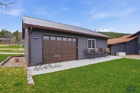 21046 Torrey Pines Ct, Sturgis, SD 57785 photo 6