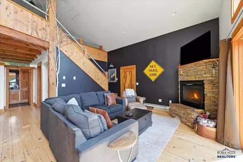 Living - 11011 Buffalo Trl, Lead, SD 57754 photo 3 of 5