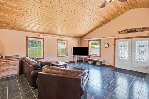 Living - 12230 Red Cliff Rd, Sturgis, SD 57785 photo 3 of 3