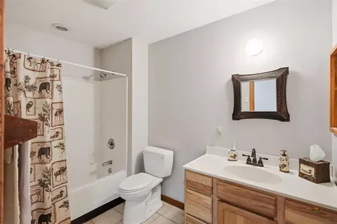 Bath - 12230 Red Cliff Rd, Sturgis, SD 57785 photo 3 of 3
