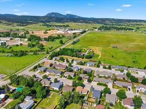 View/Area - 1802 Sugar Creek Pl, Spearfish, SD 57783 photo 2 of 5