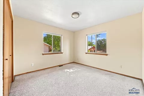 Bedroom - 1802 Sugar Creek Pl, Spearfish, SD 57783 photo 2 of 6
