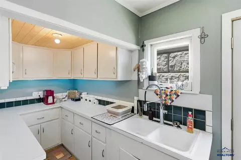 Kitchen - 303 Grove St #LOT D BLK 13, Lead, SD 57754 photo 4 of 5