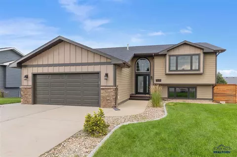 7030 Manchester St, Summerset, SD 57718