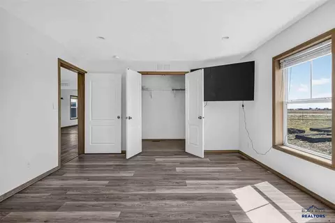 18883 Hermitage Ln, Belle Fourche, SD 57717 photo 12